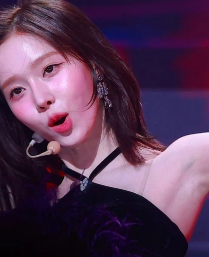 에스파 직캠에 잡힌 윈터 샤프심 겨드랑이