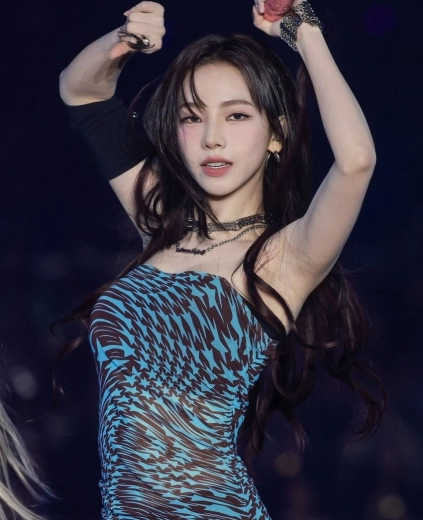 에스파 카리나 겨주름 노출 각도 레전드