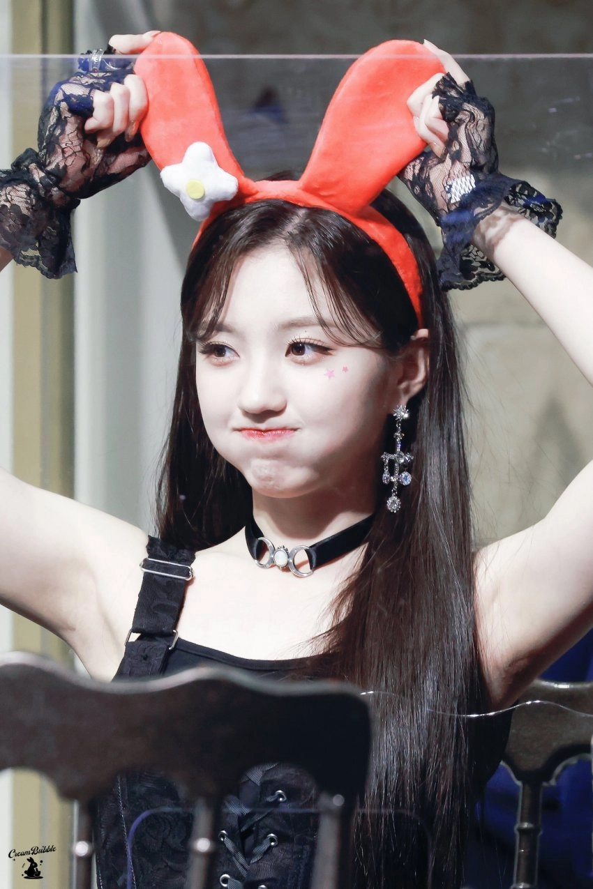 팬들 눈앞에서 드러난 메이디 강예서 뽀송겨