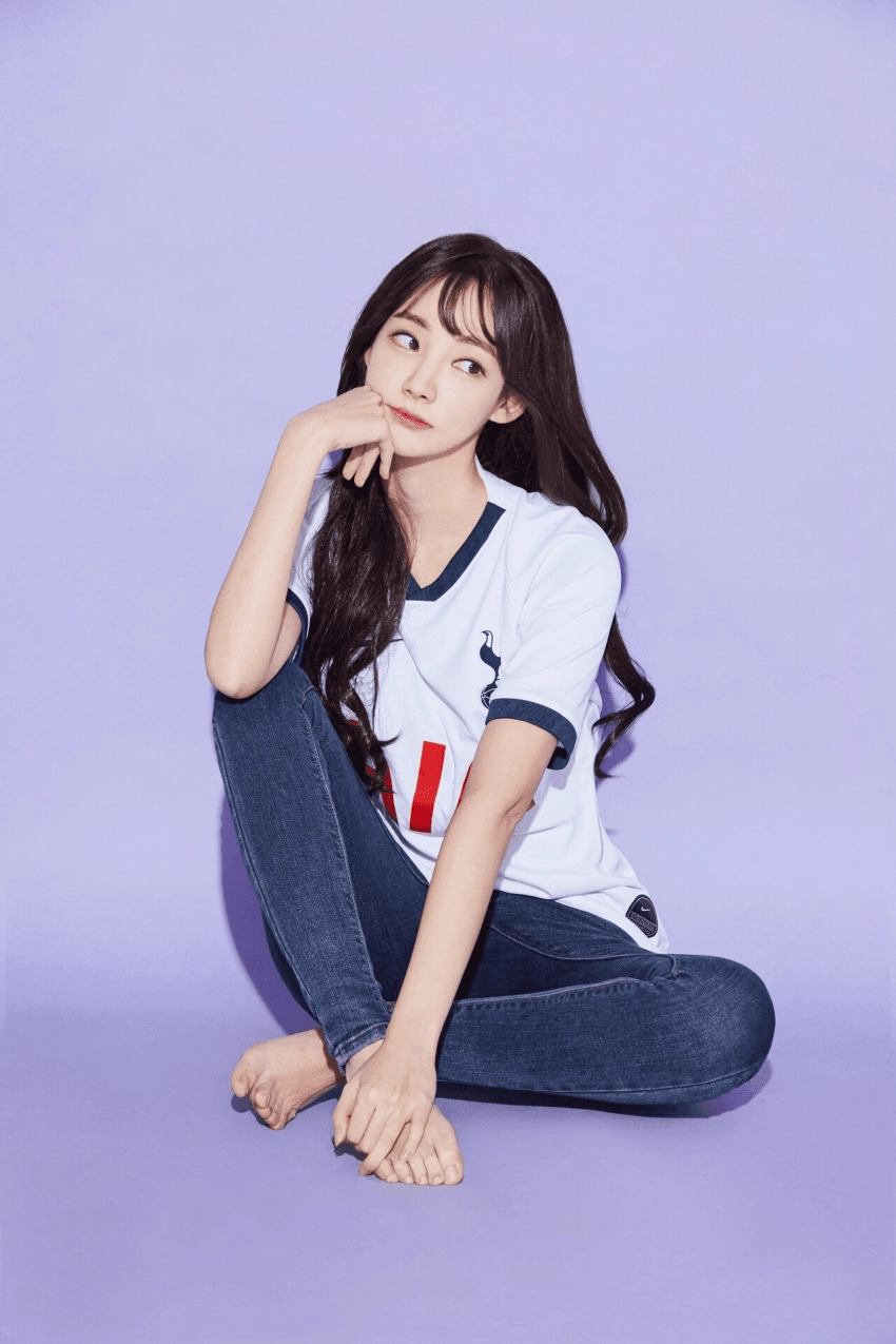 아나운서 곽민선 발끝 구부러진 디테일