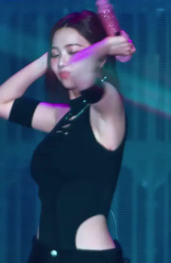 카리나 활짝겨 그대로 잡힌 직캠 움짤