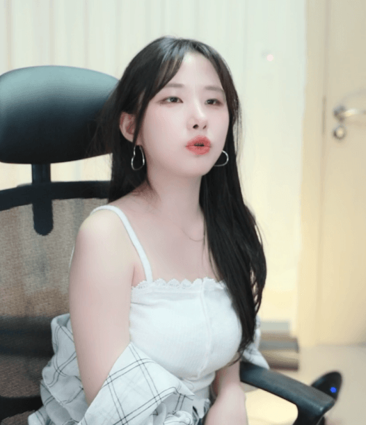 스트리머 금휘 은근슬겨 그대로 나온 클립