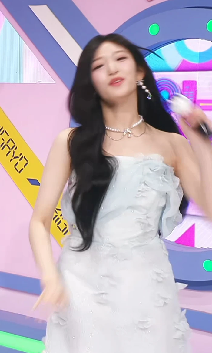 아이브 이서 겨플래쉬 장면