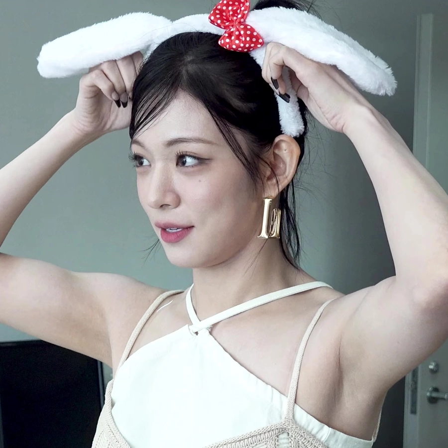 프미나 이채영 맨드랑이 움짤 레전드급 수위