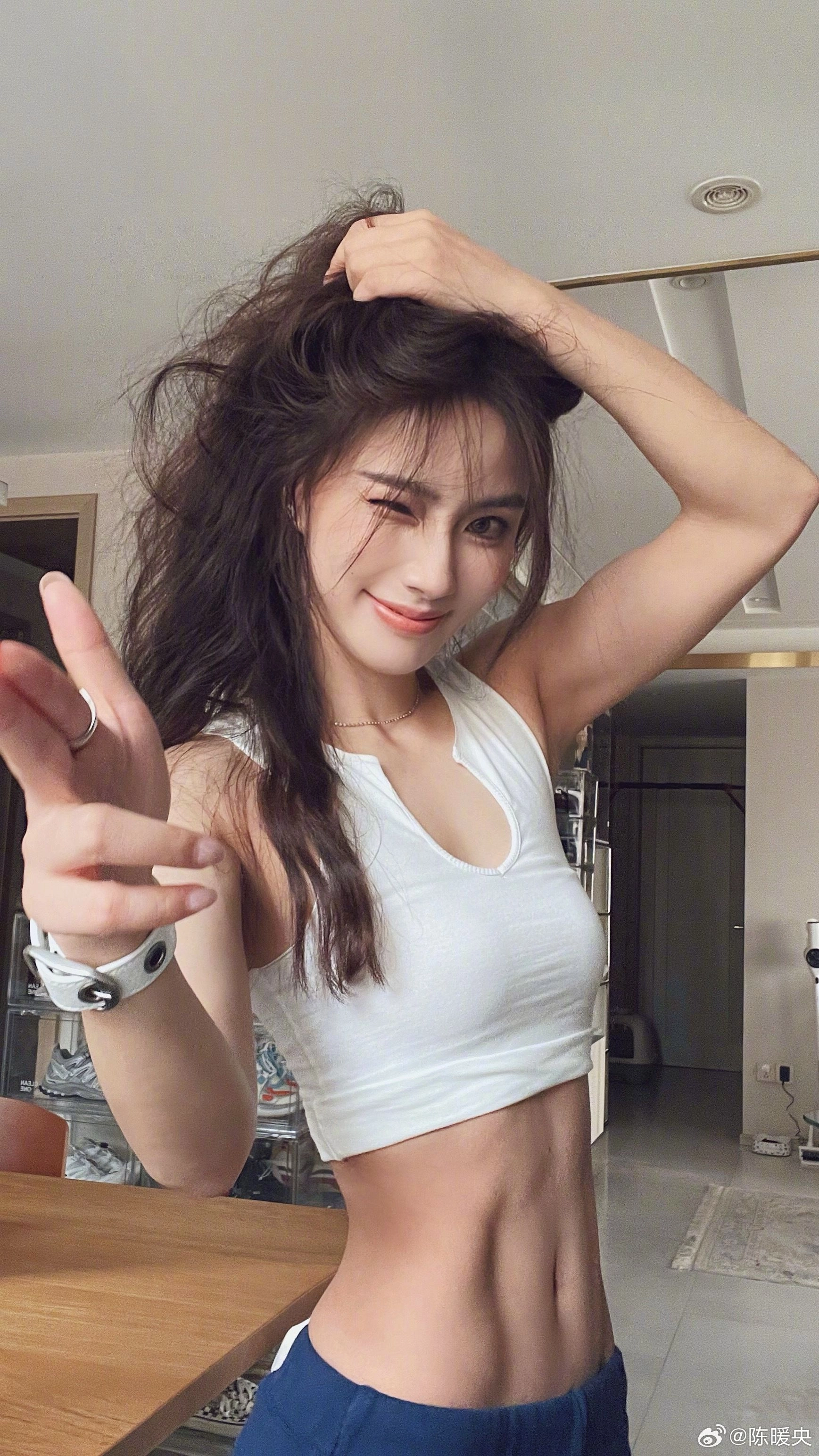 미친 11자 복근