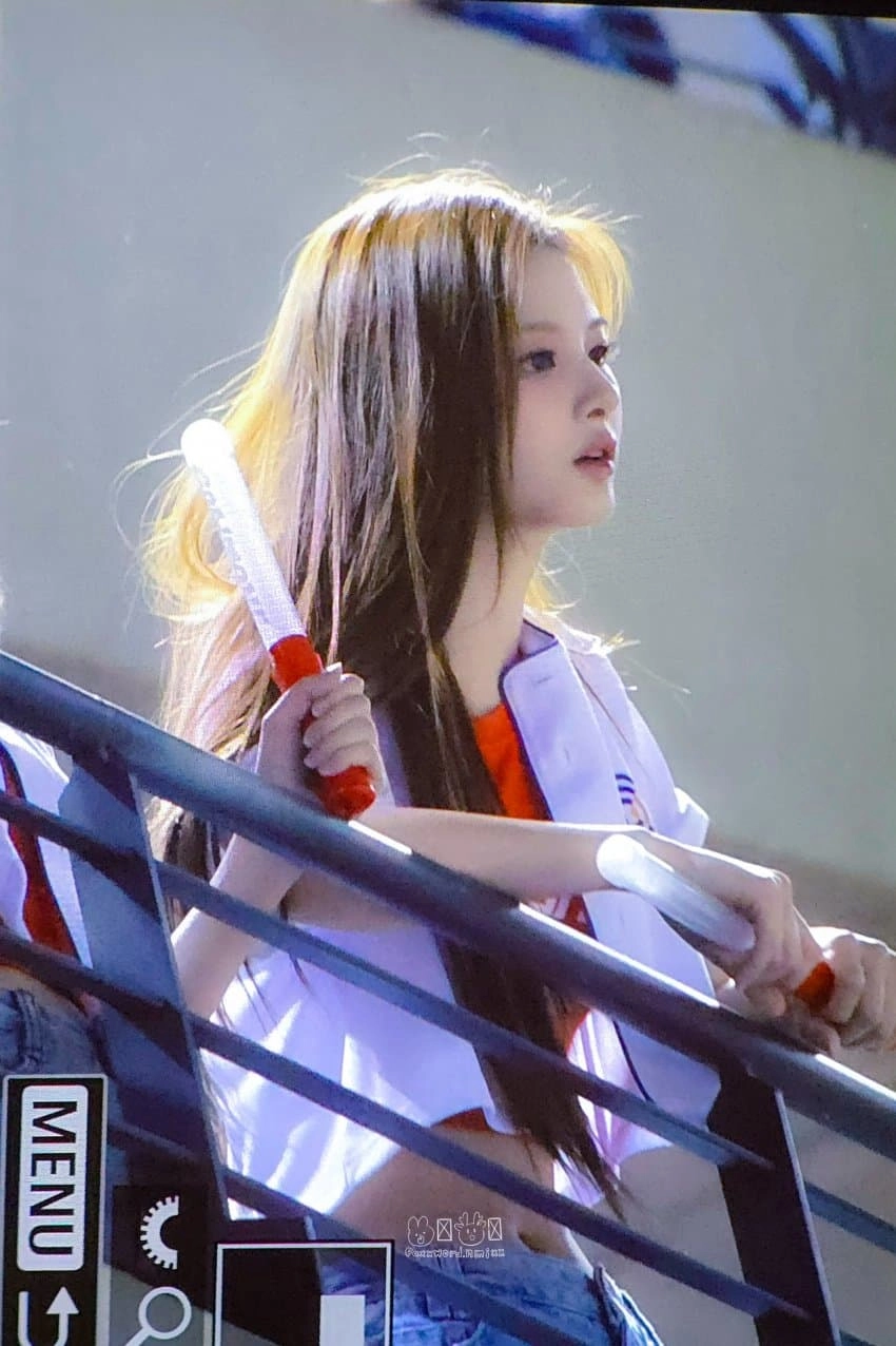 AI 같은 설윤