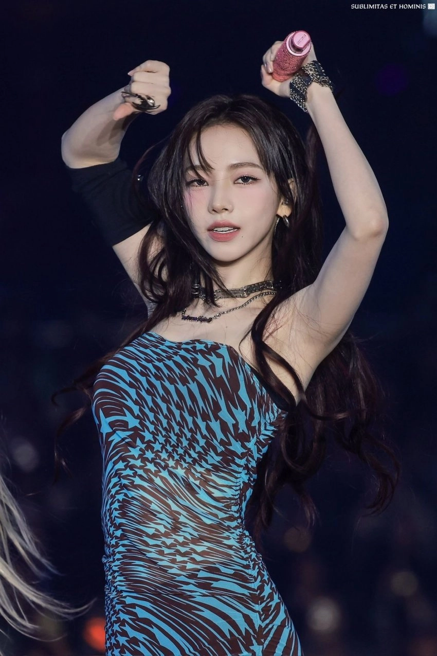 에스파 카리나 겨주름 노출 각도 레전드