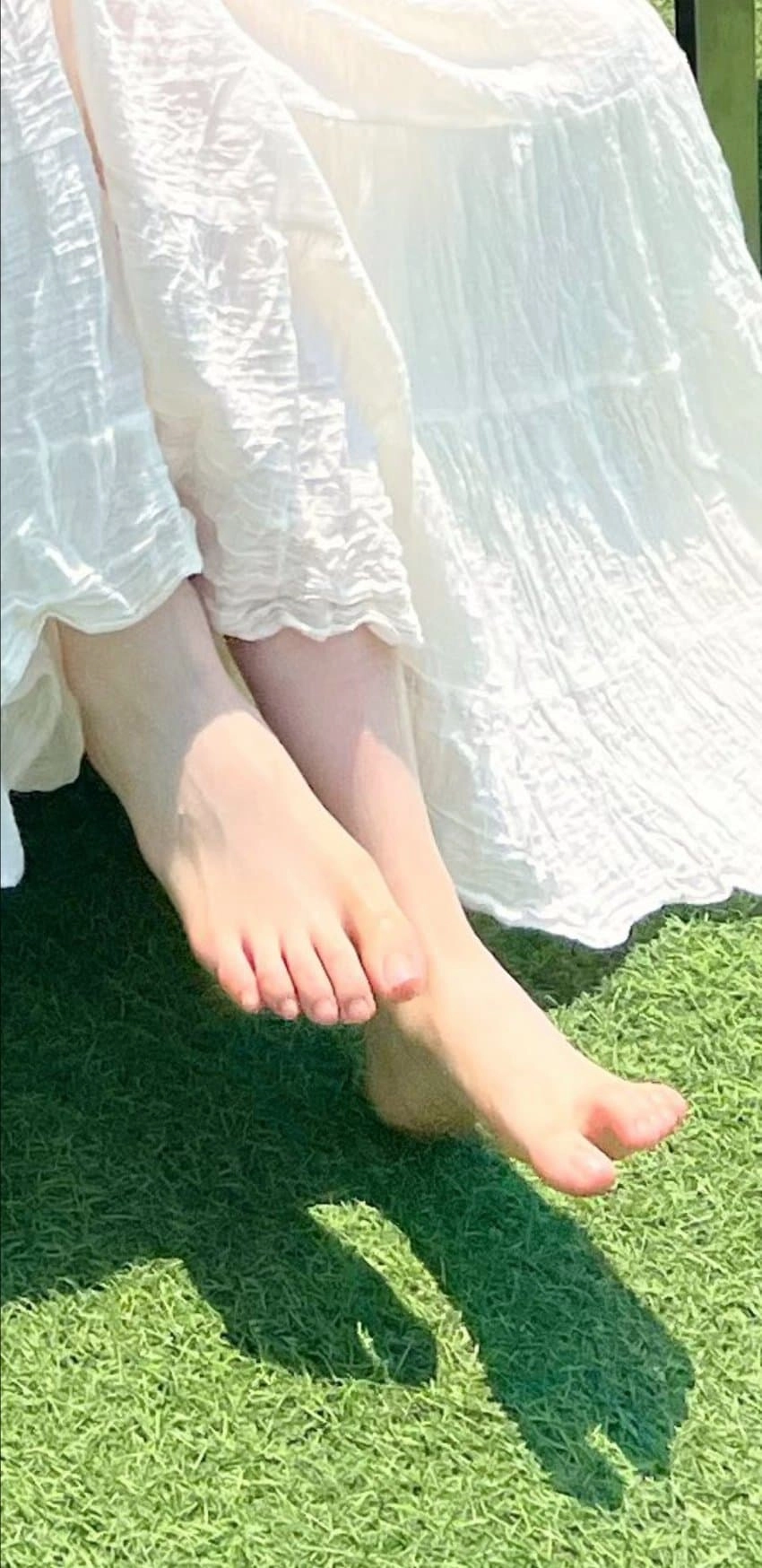 카리나 발바닥 확대샷 에스파 팬들 사이 레전드 등극