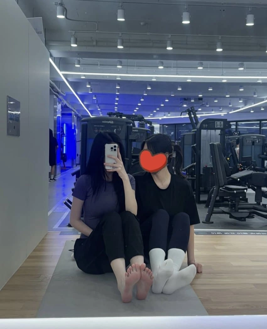 앙밍망 핑발 운동 끝난 헬스장 거울샷