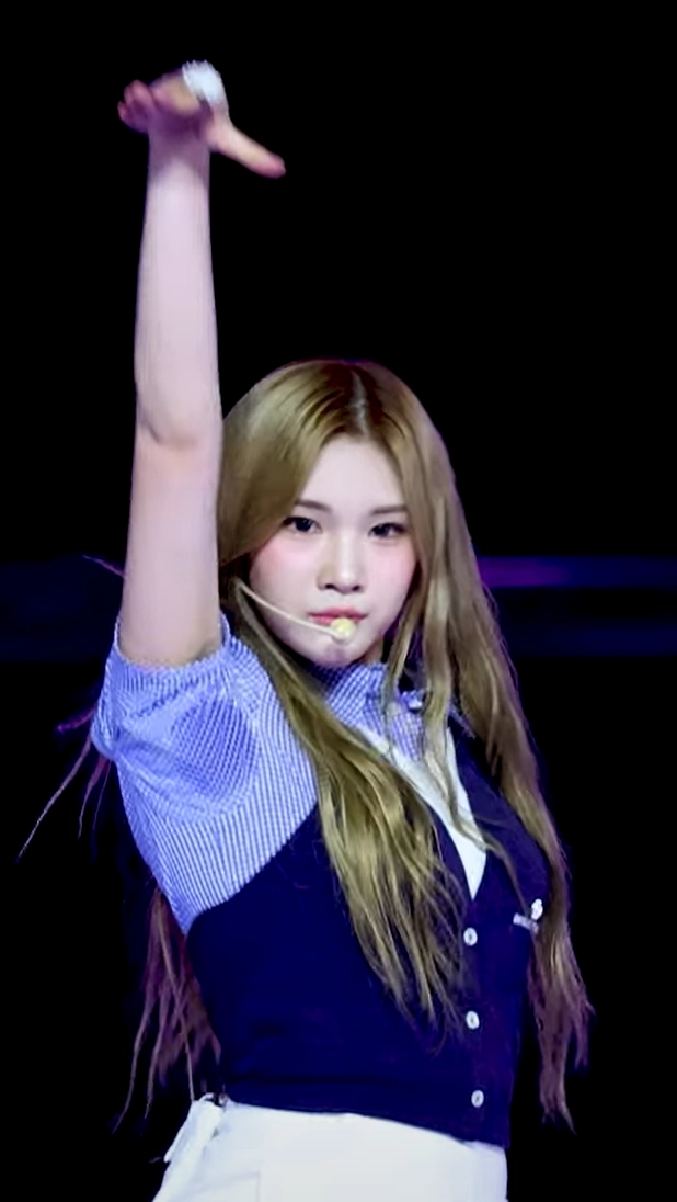 하츠투하츠 주은 겨땀 선명하게 잡힌 무대 장면 화제