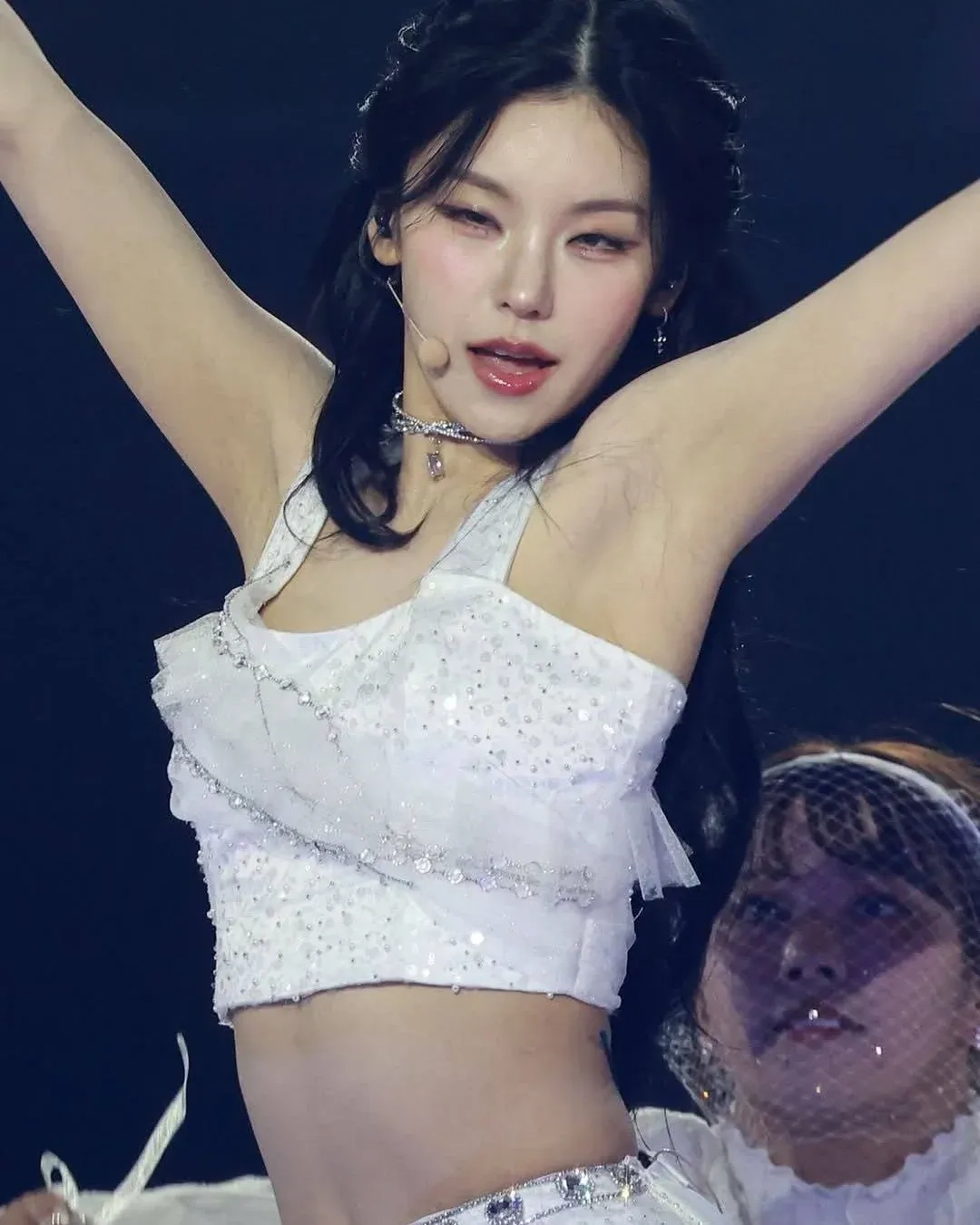 겨잘알들 열광한 땀에 젖은 겨드랑이