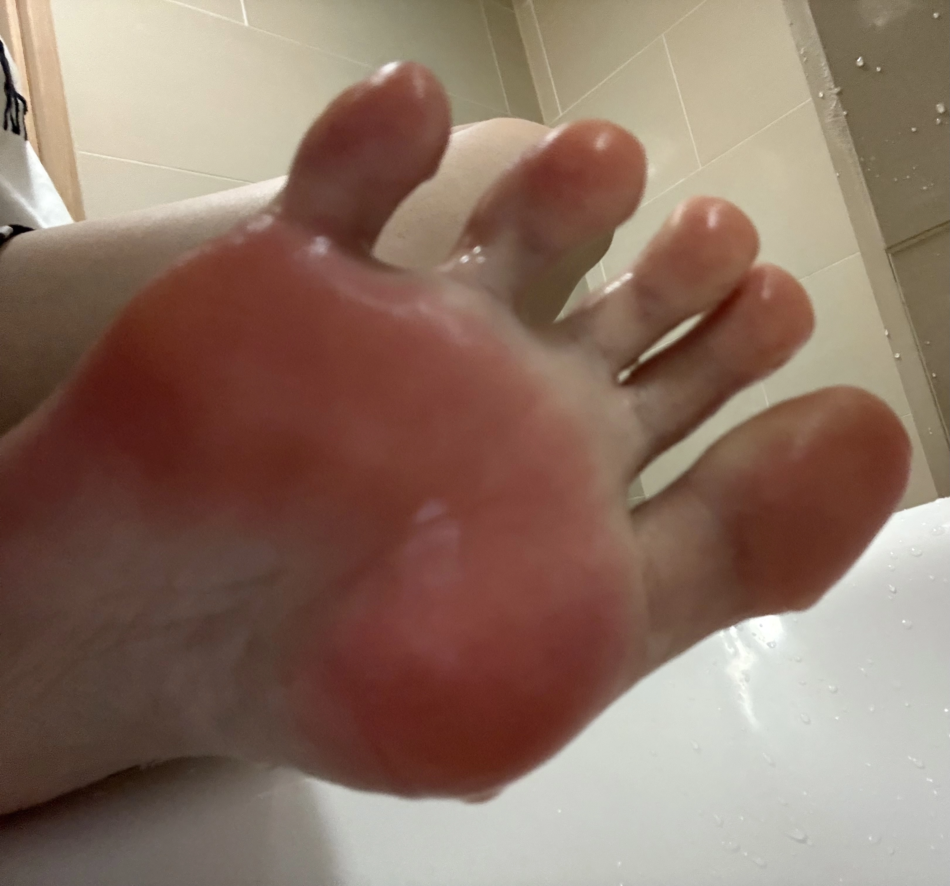 발갤러 발붕이 저격 젖은 앞꿈치 색감