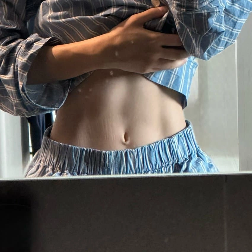 오마이걸 유빈 매력배꼽