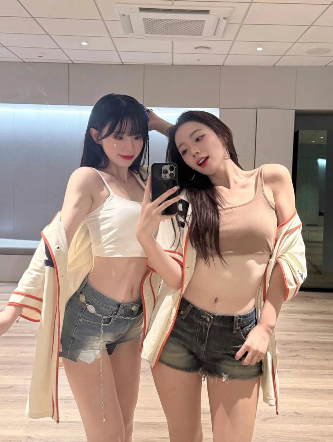 탄력적인 몸매 치어리더 누나들
