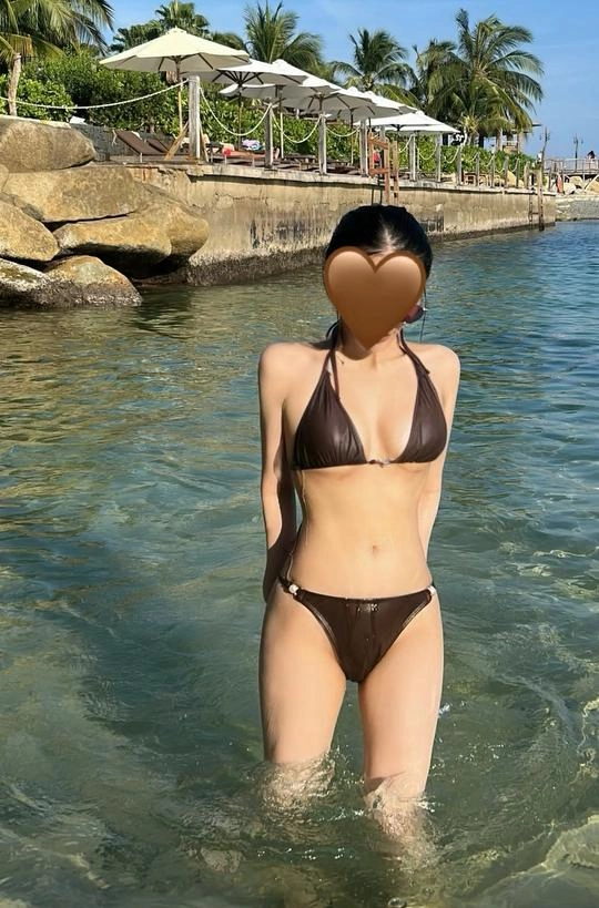 촉촉히 젖은..