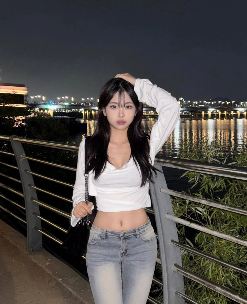 현실여친 바이브