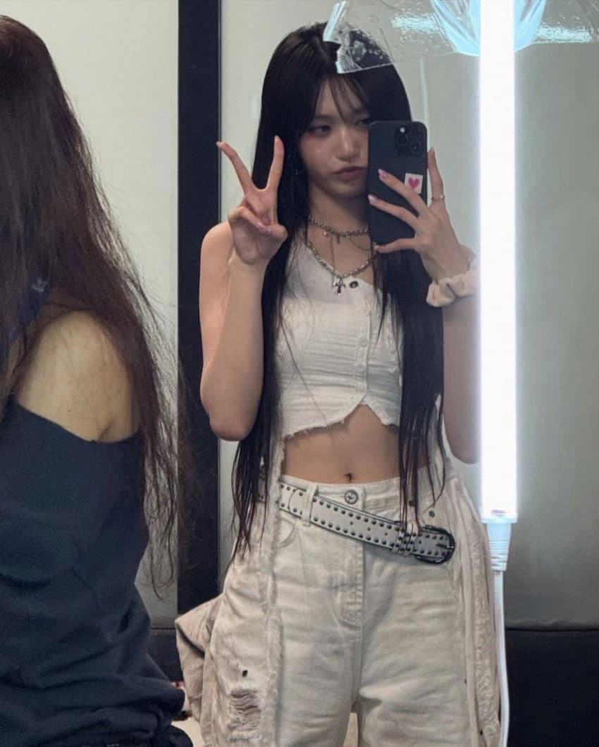 새침한 아이브 이서