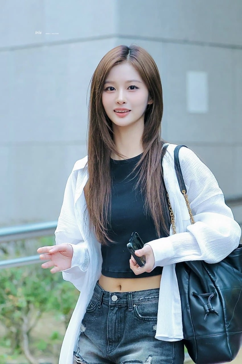 얼굴천재 설윤