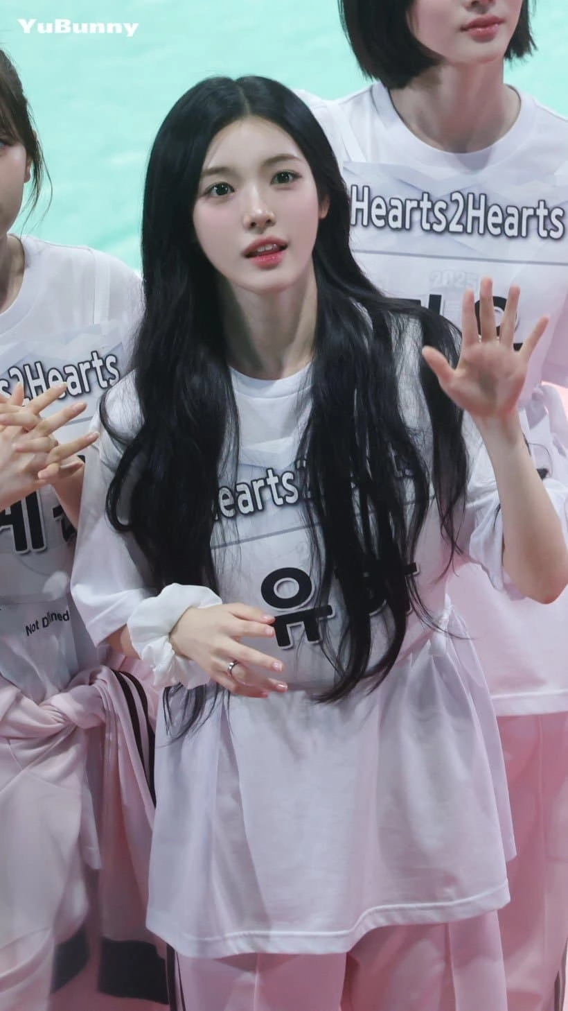 하투하 유하 진짜 이쁘다